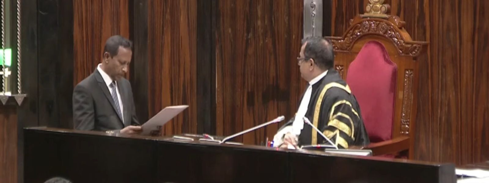 NPP’s Nishantha Jayaweera Takes Oath as MP